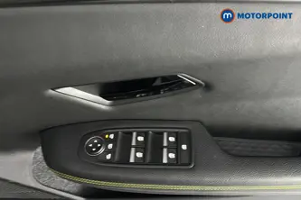 Renault Megane E-Tech Iconic Automatic Electric Hatchback - Stock Number (1687170) - 19th supplementary image