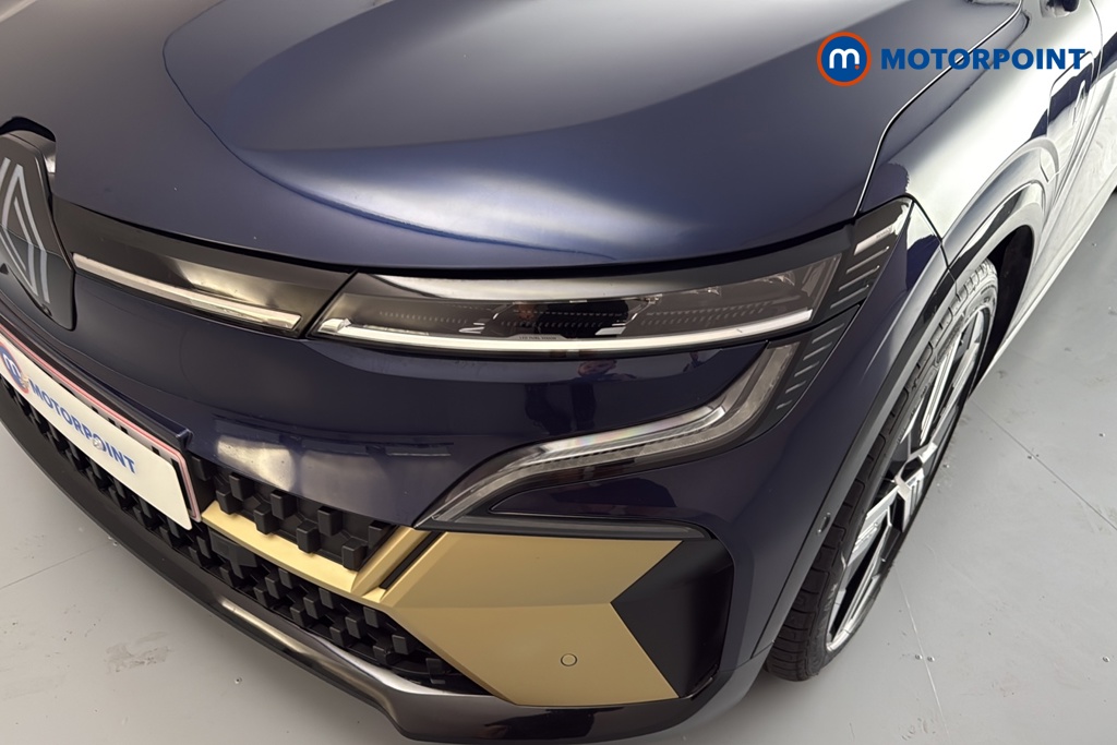 Renault Megane E-Tech Iconic Automatic Electric Hatchback - Stock Number (1687170) - 42nd supplementary image