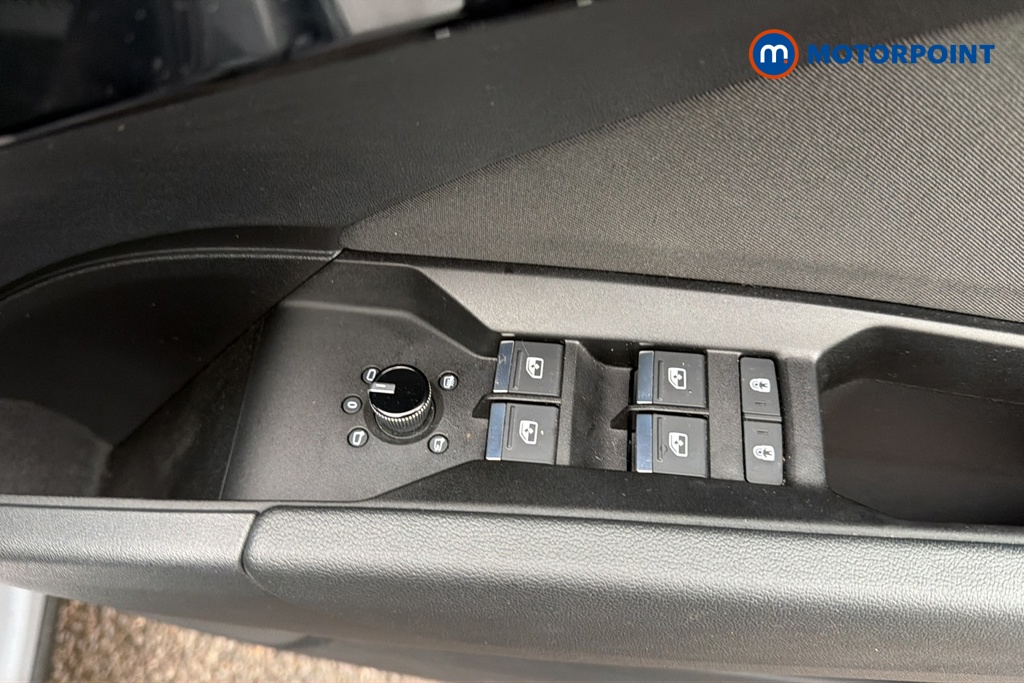 Audi Q4 Sport Automatic Electric SUV - Stock Number (1687472) - 19th supplementary image