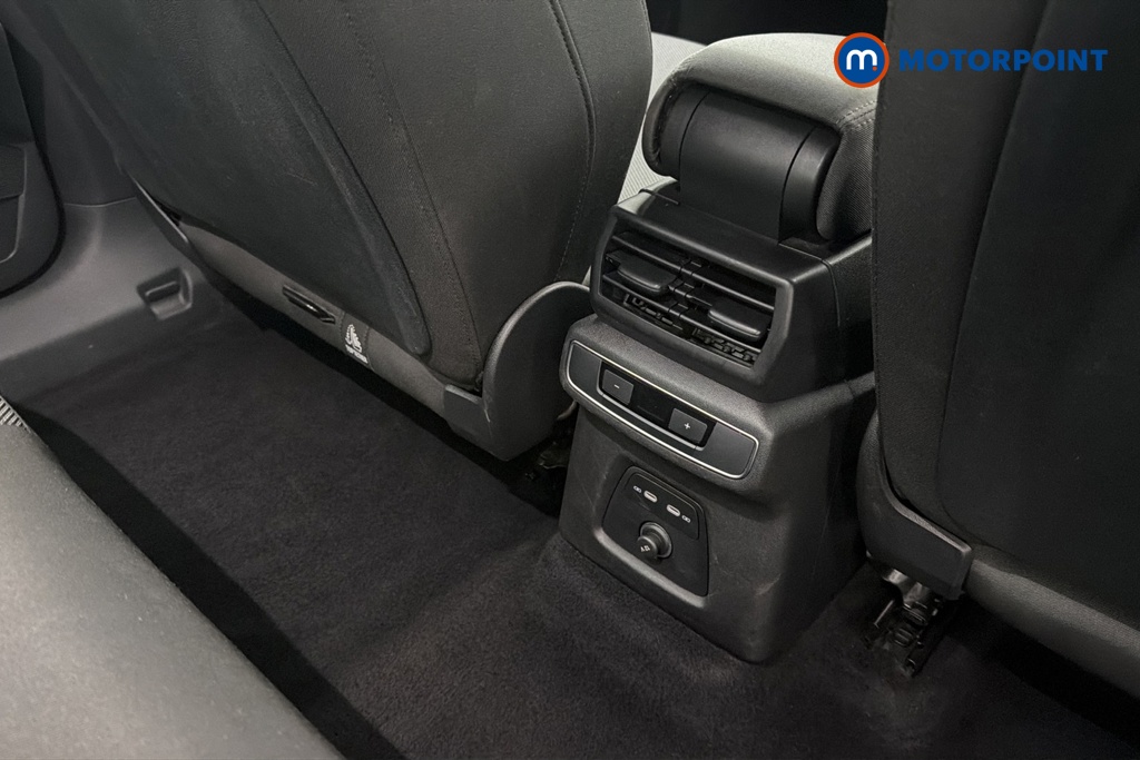 Audi Q4 Sport Automatic Electric SUV - Stock Number (1687472) - 28th supplementary image