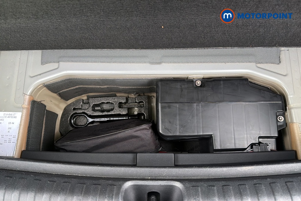Audi Q4 Sport Automatic Electric SUV - Stock Number (1687472) - 33rd supplementary image