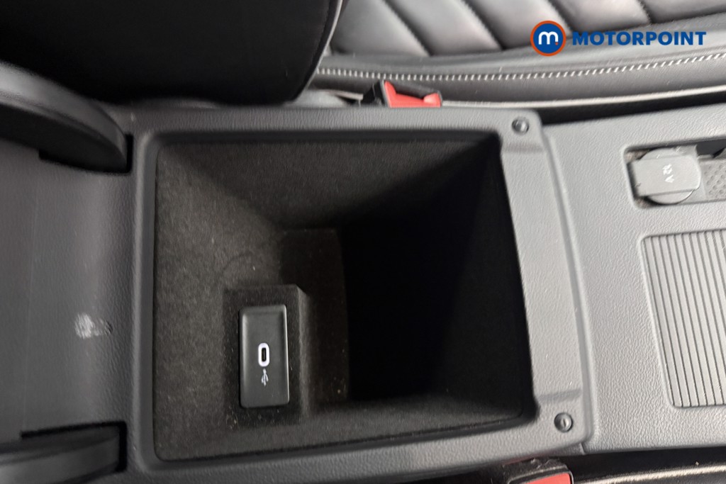 Volkswagen Arteon R-Line Edition Automatic Petrol Hatchback - Stock Number (1687774) - 40th supplementary image