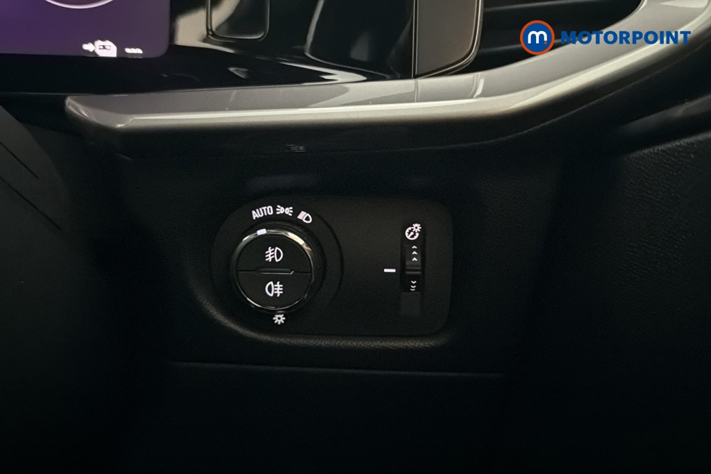 Vauxhall Mokka Ultimate Automatic Electric SUV - Stock Number (1687845) - 11th supplementary image