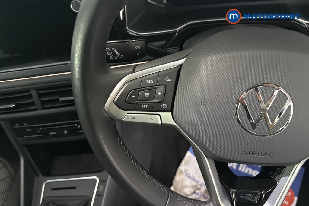 Volkswagen Polo R-Line Manual Petrol Hatchback - Stock Number (1687964) - 4th supplementary image