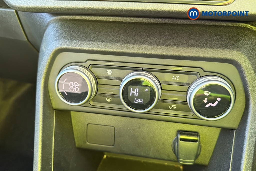 Dacia Jogger Expression Automatic Petrol-Electric Hybrid People Carrier - Stock Number (1688489) - 12th supplementary image