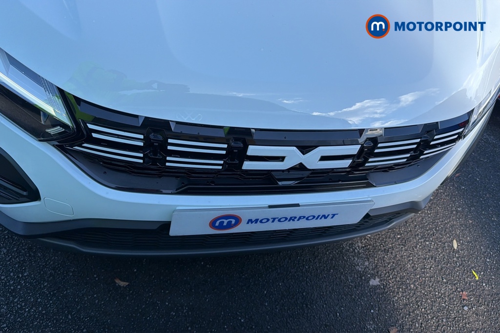 Dacia Jogger Expression Automatic Petrol-Electric Hybrid People Carrier - Stock Number (1688489) - 43rd supplementary image