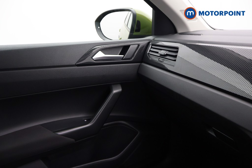 Volkswagen Taigo Life Manual Petrol SUV - Stock Number (1688871) - 15th supplementary image