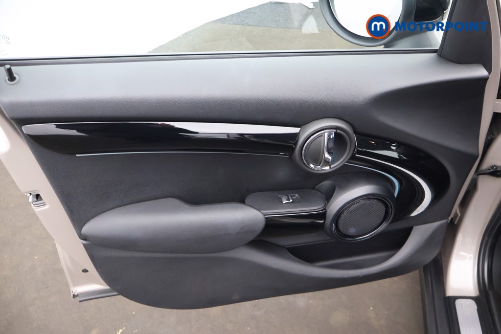 Mini Hatchback Cooper Classic Automatic Petrol Hatchback - Stock Number (1688994) - 30th supplementary image