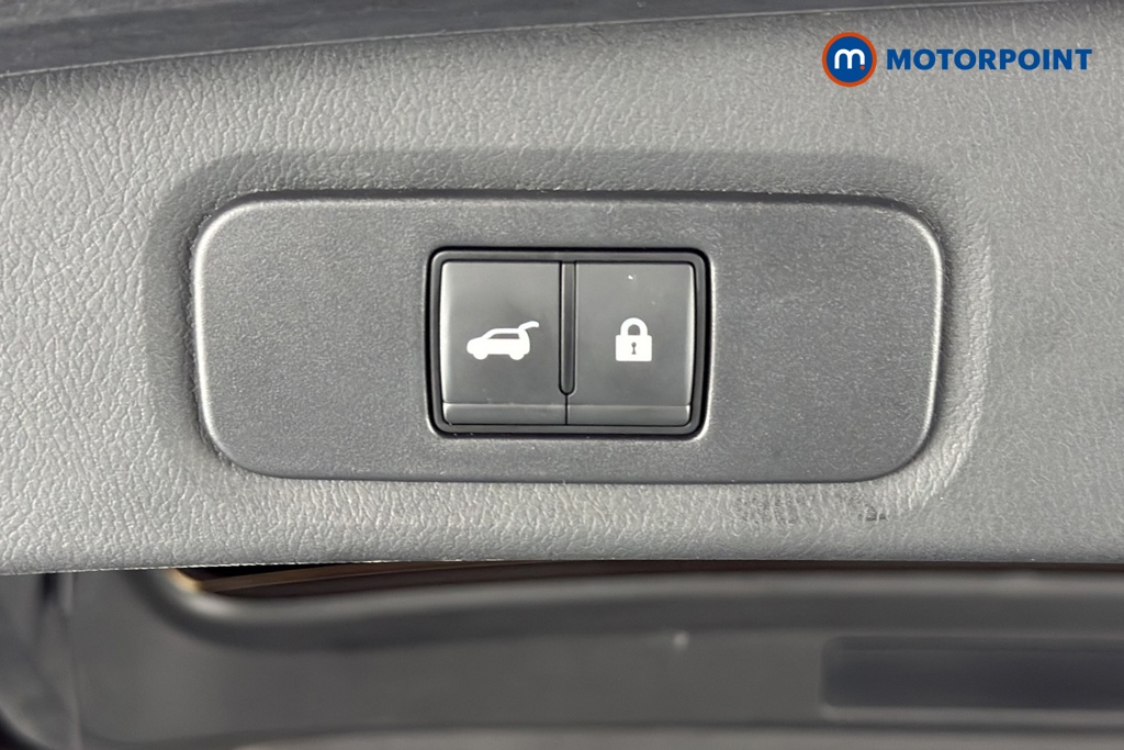 Nissan Qashqai Tekna Automatic Petrol SUV - Stock Number (1689075) - 35th supplementary image