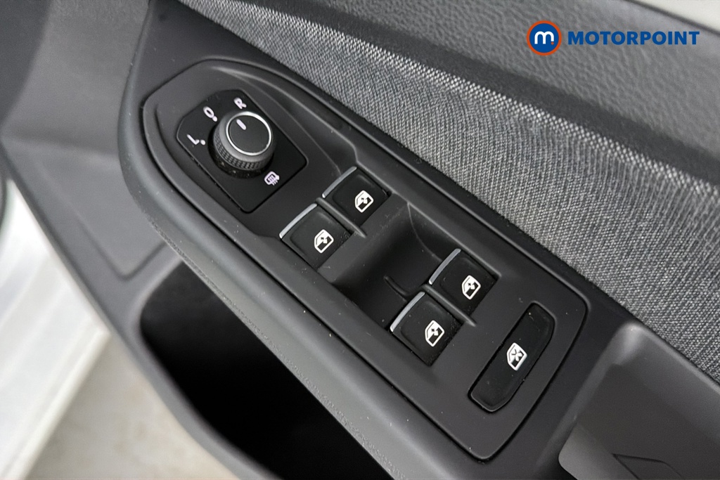 Volkswagen Golf Life Manual Petrol Hatchback - Stock Number (1689116) - 19th supplementary image