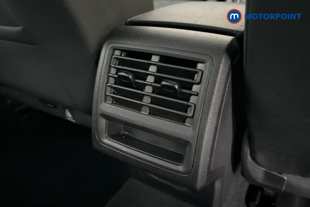 Volkswagen Golf Life Manual Petrol Hatchback - Stock Number (1689116) - 28th supplementary image