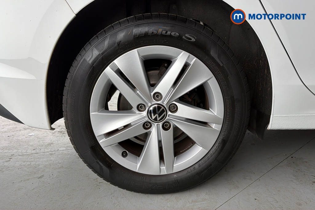 Volkswagen Golf Life Manual Petrol Hatchback - Stock Number (1689116) - 46th supplementary image