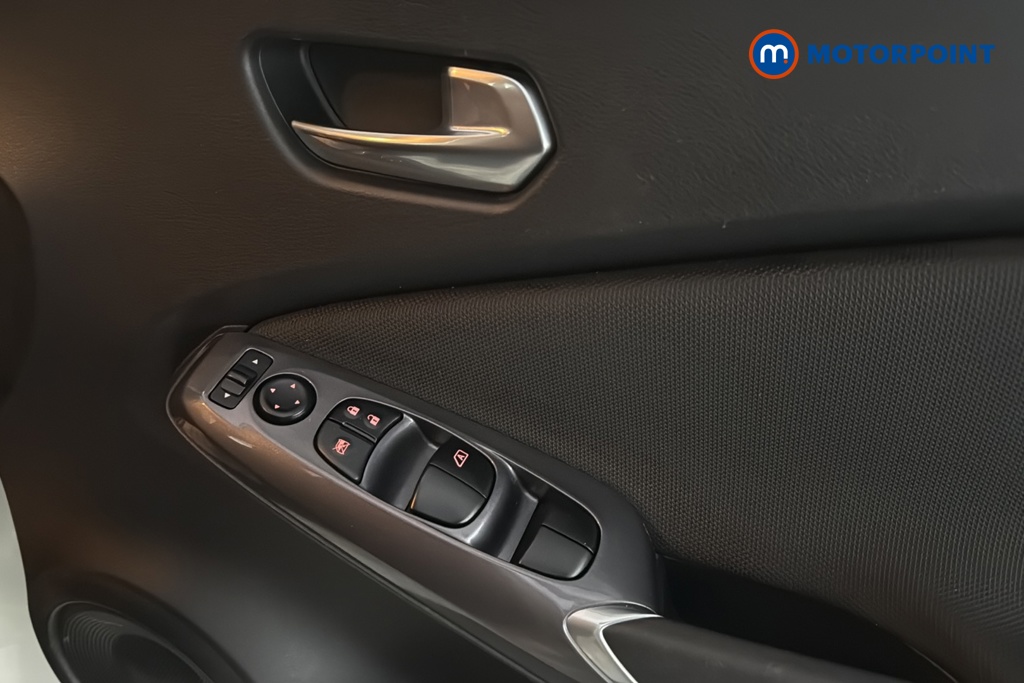 Nissan Juke Acenta Manual Petrol SUV - Stock Number (1689233) - 19th supplementary image