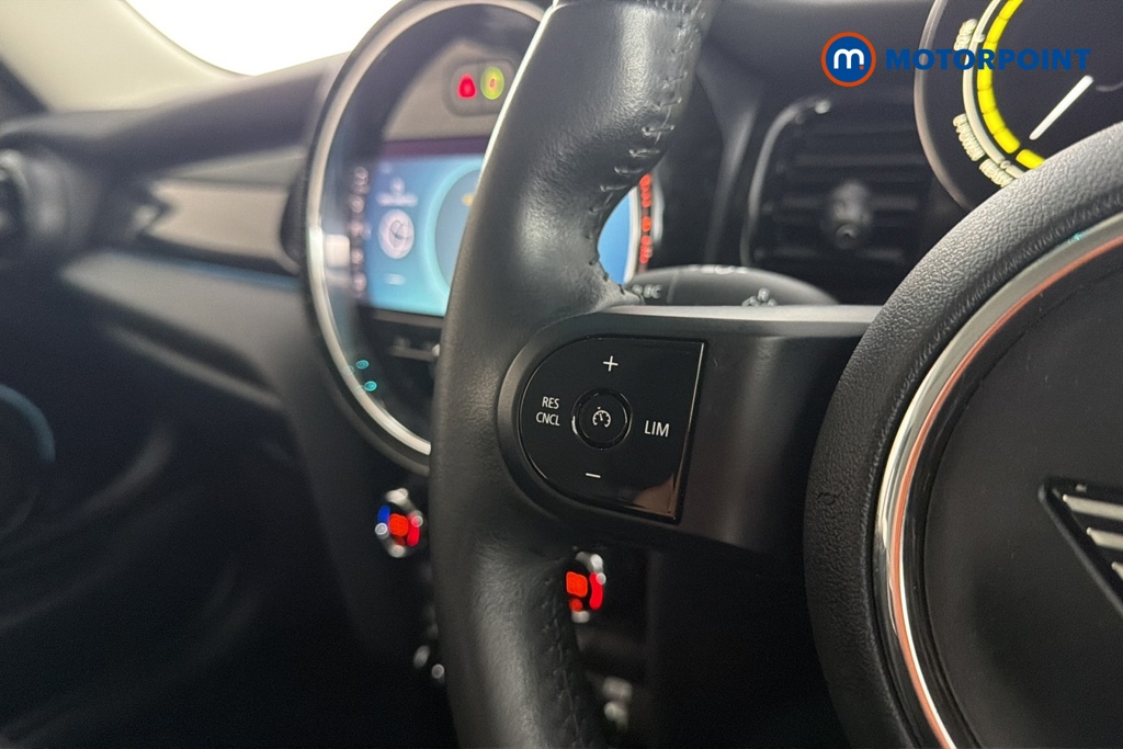 Mini Hatchback Cooper S Level 1 Automatic Electric Hatchback - Stock Number (1689487) - 4th supplementary image