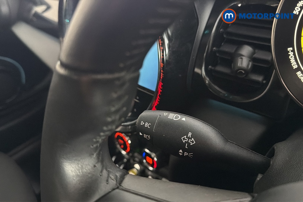 Mini Hatchback Cooper S Level 1 Automatic Electric Hatchback - Stock Number (1689487) - 5th supplementary image