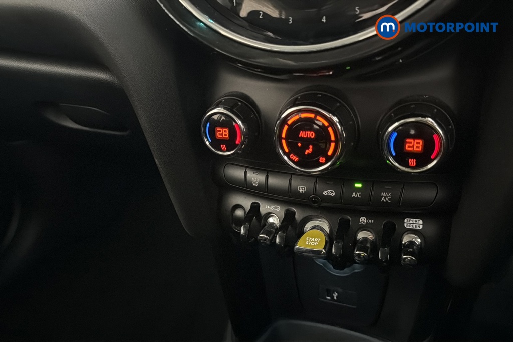 Mini Hatchback Cooper S Level 1 Automatic Electric Hatchback - Stock Number (1689487) - 12th supplementary image