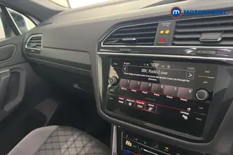 Volkswagen Tiguan R-Line Automatic Petrol SUV - Stock Number (1689509) - 8th supplementary image