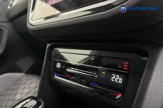 Volkswagen Tiguan R-Line Automatic Petrol SUV - Stock Number (1689509) - 14th supplementary image