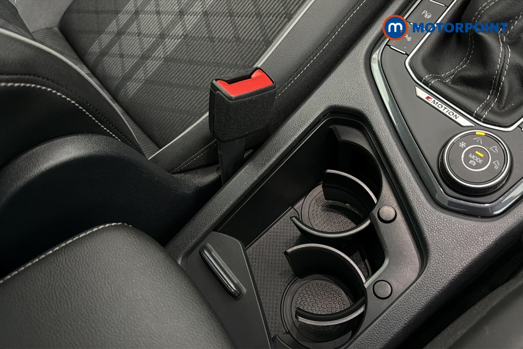 Volkswagen Tiguan R-Line Automatic Petrol SUV - Stock Number (1689509) - 16th supplementary image