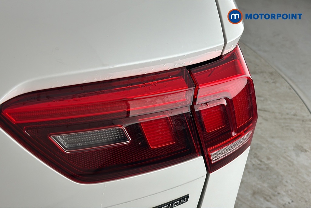 Volkswagen Tiguan R-Line Automatic Petrol SUV - Stock Number (1689509) - 36th supplementary image