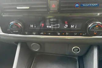 Nissan Qashqai Acenta Premium Manual Petrol SUV - Stock Number (1689617) - 12th supplementary image