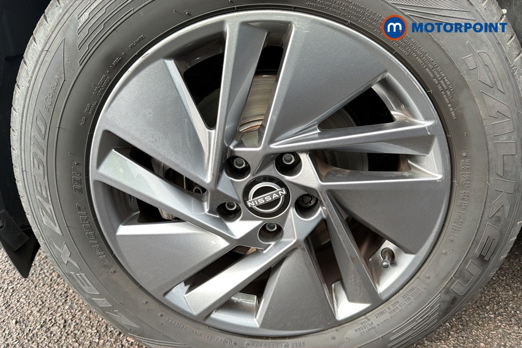 Nissan Qashqai Acenta Premium Manual Petrol SUV - Stock Number (1689617) - 44th supplementary image