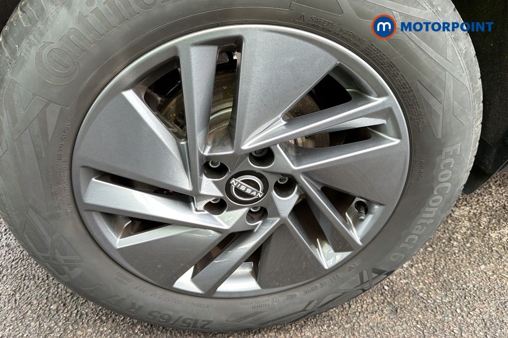 Nissan Qashqai Acenta Premium Manual Petrol SUV - Stock Number (1689617) - 46th supplementary image