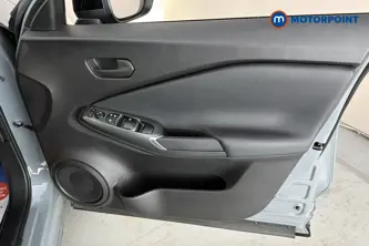 Nissan Juke Acenta Premium Automatic Petrol SUV - Stock Number (1689688) - 18th supplementary image