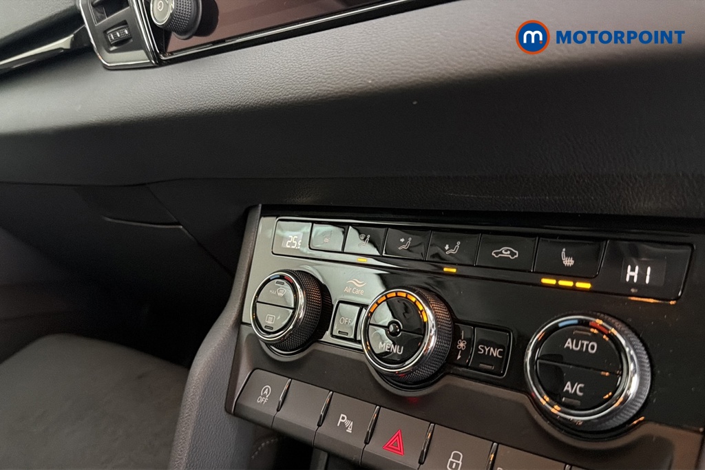 Skoda Karoq Se L Automatic Petrol SUV - Stock Number (1689697) - 14th supplementary image