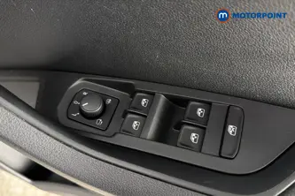 Skoda Karoq Se L Automatic Petrol SUV - Stock Number (1689697) - 19th supplementary image