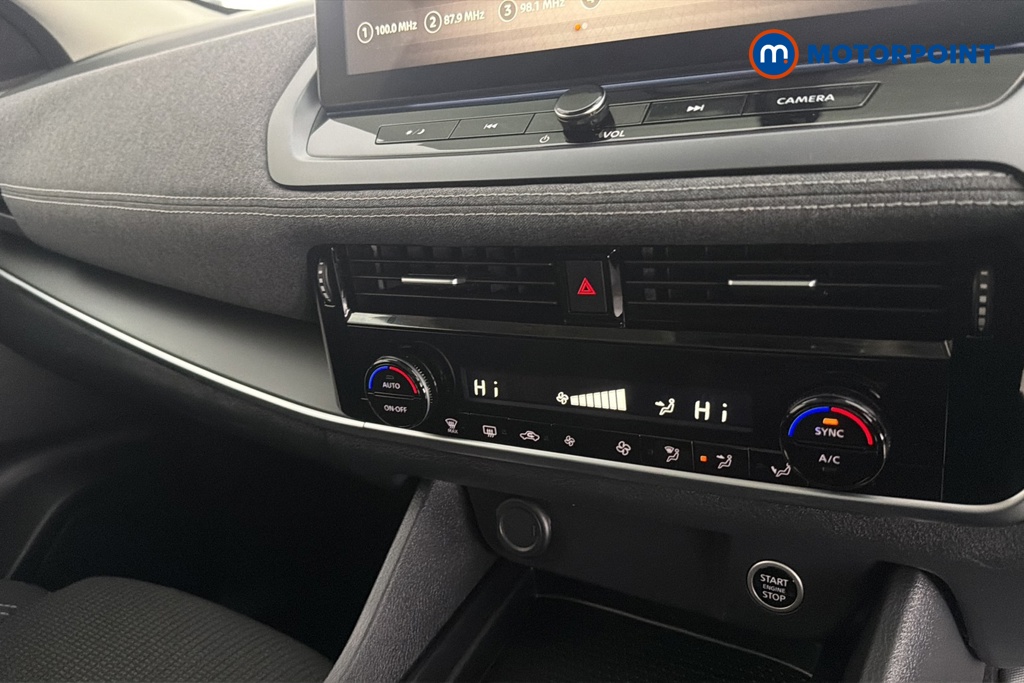 Nissan Qashqai Acenta Premium Automatic Petrol SUV - Stock Number (1689986) - 12th supplementary image