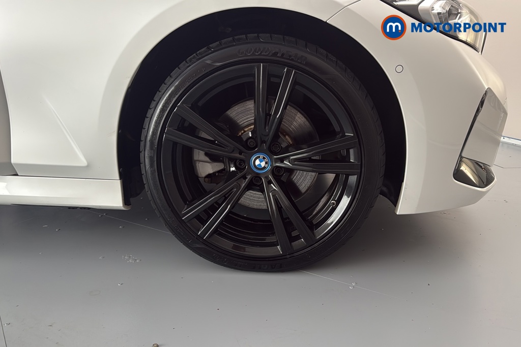 BMW 3 Series M Sport Automatic Petrol Plug-In Hybrid Saloon - Stock Number (1690042) - 47th supplementary image