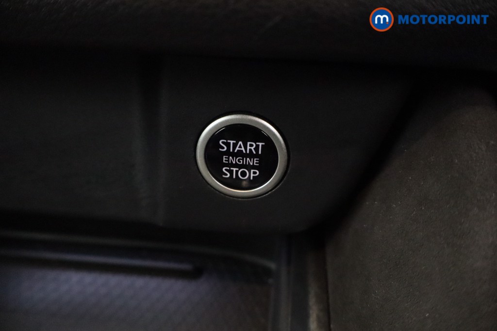 Nissan Qashqai N-Design Manual Petrol SUV - Stock Number (1690137) - 18th supplementary image