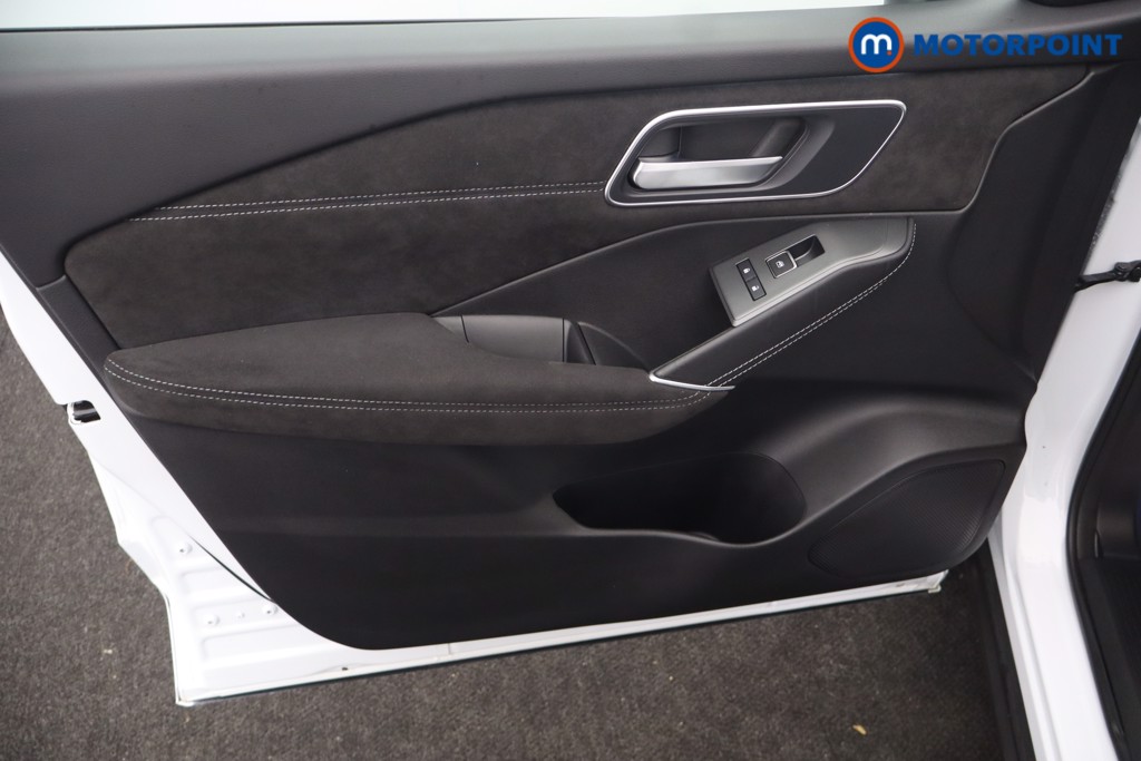 Nissan Qashqai N-Design Manual Petrol SUV - Stock Number (1690137) - 38th supplementary image