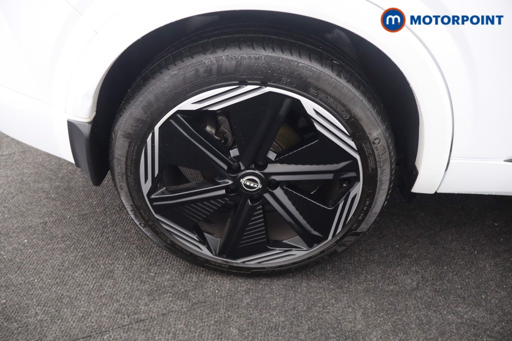 Nissan Qashqai N-Design Manual Petrol SUV - Stock Number (1690137) - 42nd supplementary image