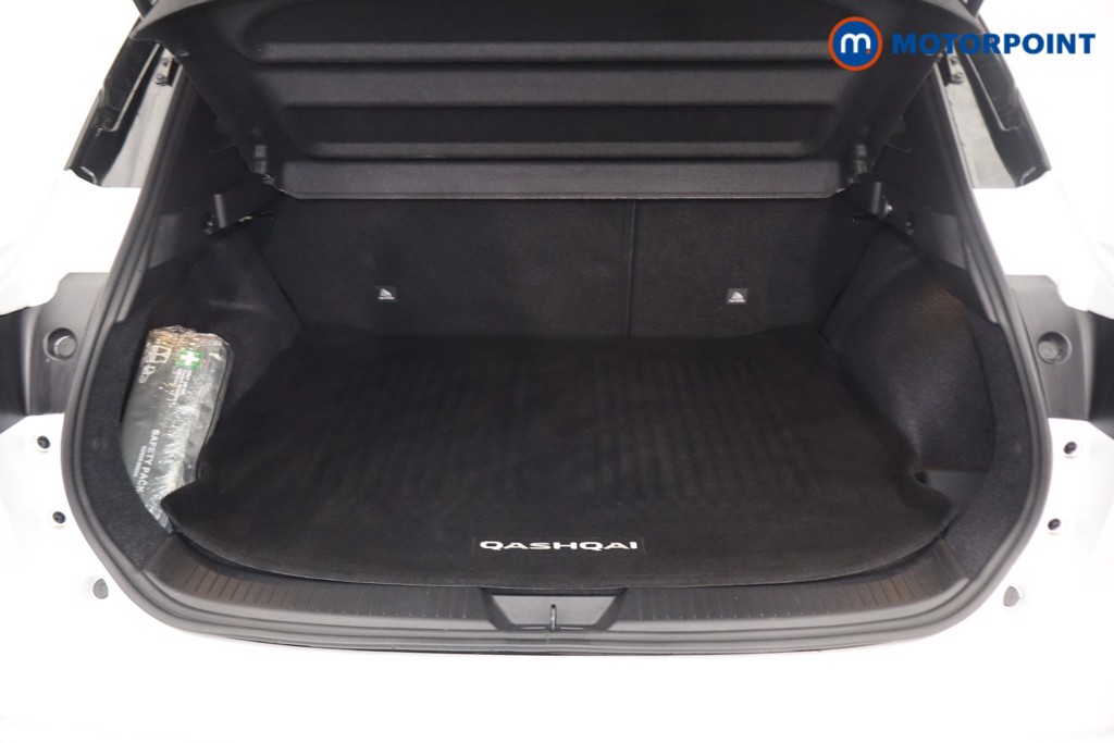 Nissan Qashqai N-Design Manual Petrol SUV - Stock Number (1690137) - 58th supplementary image