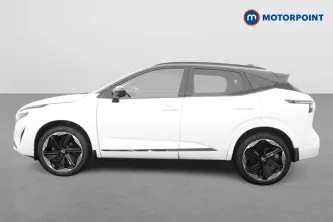 Nissan Qashqai N-Design Manual Petrol SUV - Stock Number (1690137) - Passenger side