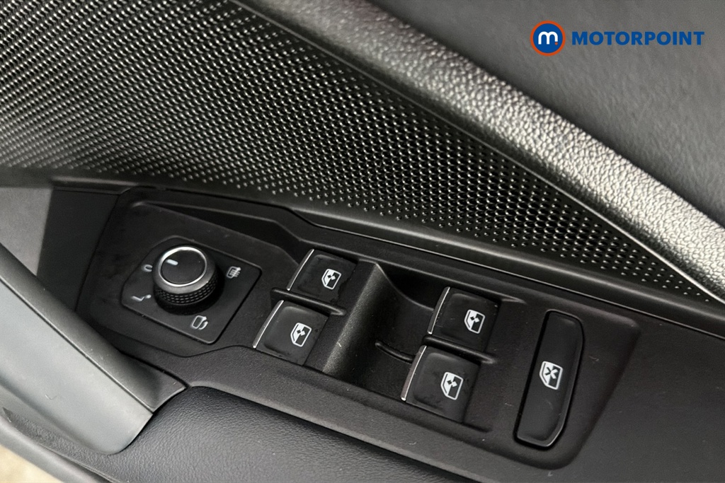 Volkswagen Tiguan R-Line Automatic Petrol SUV - Stock Number (1690395) - 19th supplementary image