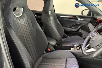 Volkswagen Tiguan R-Line Automatic Petrol SUV - Stock Number (1690395) - 22nd supplementary image