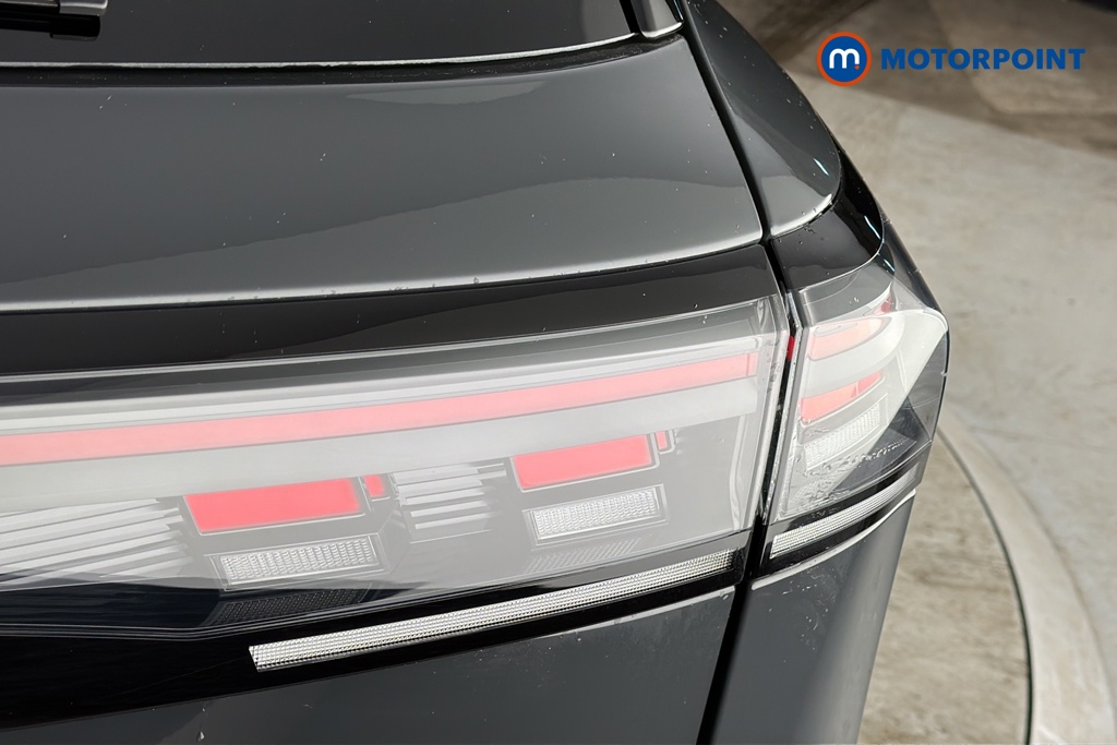 Volkswagen Tiguan R-Line Automatic Petrol SUV - Stock Number (1690395) - 36th supplementary image
