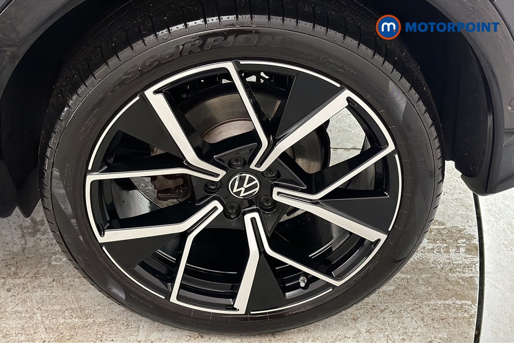 Volkswagen Tiguan R-Line Automatic Petrol SUV - Stock Number (1690395) - 45th supplementary image
