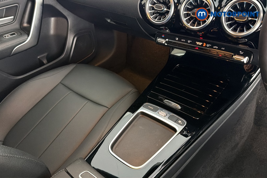 Mercedes-Benz A Class Sport Automatic Petrol Hatchback - Stock Number (1690660) - 15th supplementary image