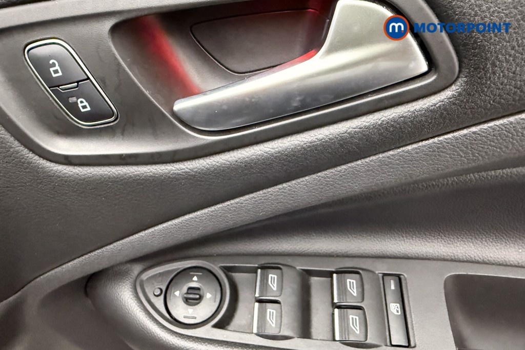 Ford Kuga Titanium Edition Manual Petrol SUV - Stock Number (1691226) - 25th supplementary image