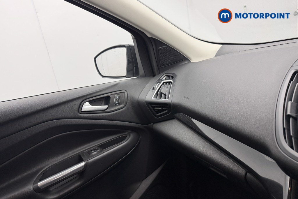 Ford Kuga Titanium Edition Manual Petrol SUV - Stock Number (1691226) - 31st supplementary image