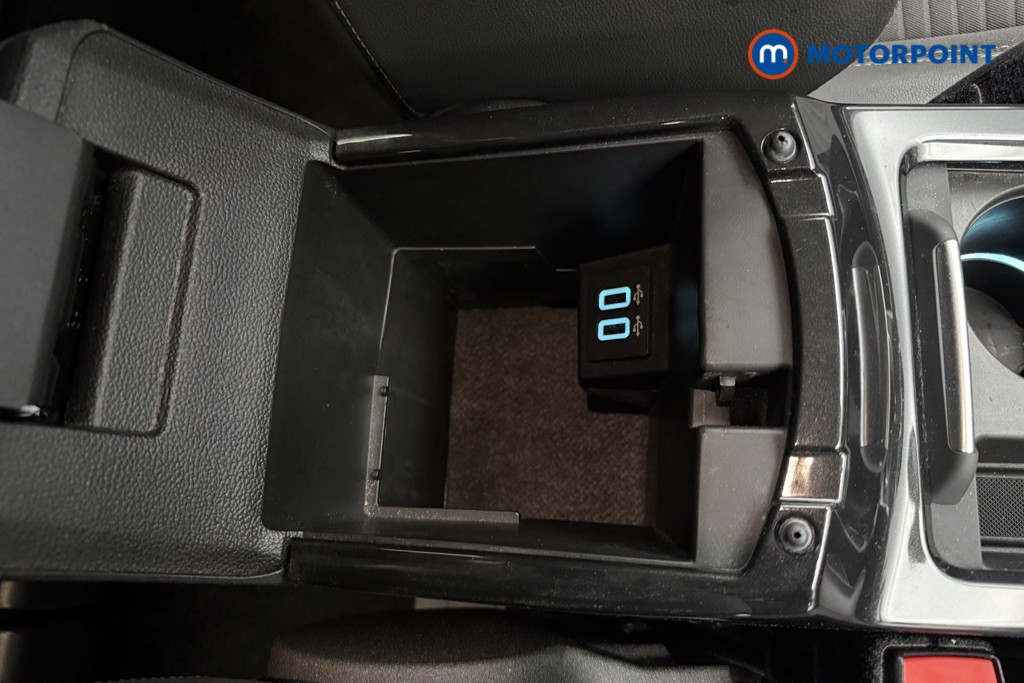 Ford Kuga Titanium Edition Manual Petrol SUV - Stock Number (1691226) - 34th supplementary image
