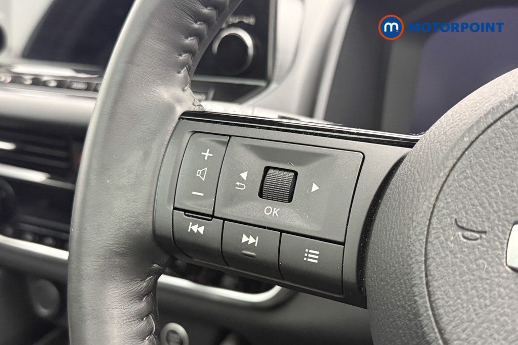 Nissan Qashqai Premiere Edition Manual Petrol SUV - Stock Number (1691473) - 3rd supplementary image