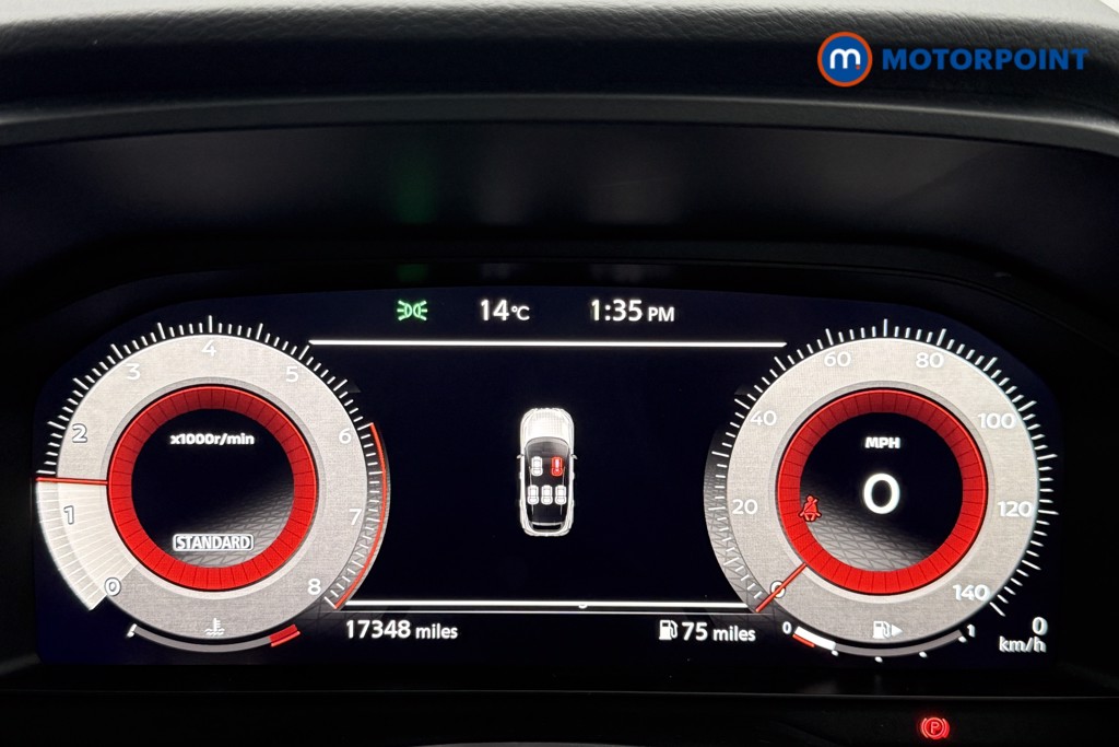 Nissan Qashqai Premiere Edition Manual Petrol SUV - Stock Number (1691473) - 7th supplementary image