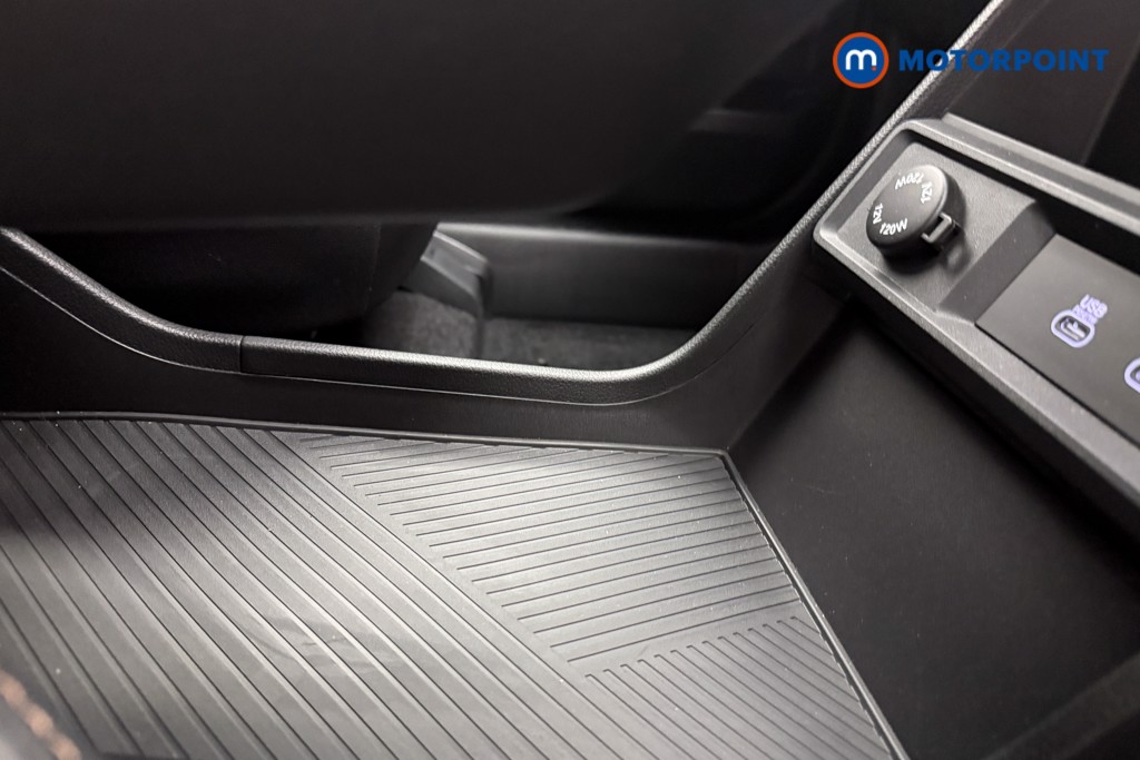 KGM Torres K40 Automatic Petrol-Electric Hybrid SUV - Stock Number (1692037) - 38th supplementary image