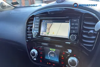 Nissan Juke N-Connecta Manual Diesel SUV - Stock Number (1667439) - 9th supplementary image