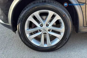Nissan Juke N-Connecta Manual Diesel SUV - Stock Number (1667439) - 44th supplementary image